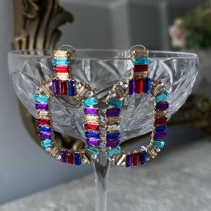 Stunning gemstone earrings ♥️